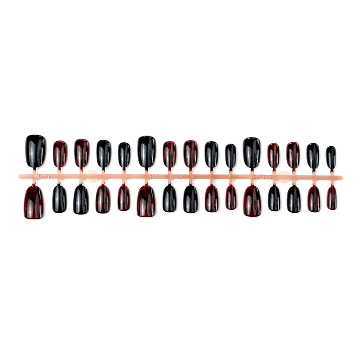 Glamorous artificial nails with glossy finish Bowlift