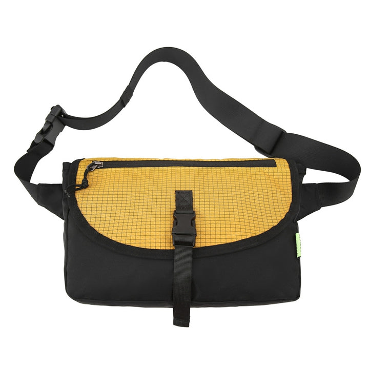 Sporty Shoulder Bag With Padded Shoulder Strap Bowlift