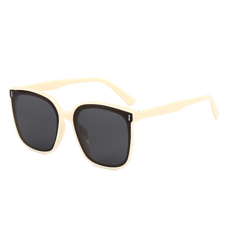 Women's Fashion Oversized Sunglasses with Full Frame Bowlift