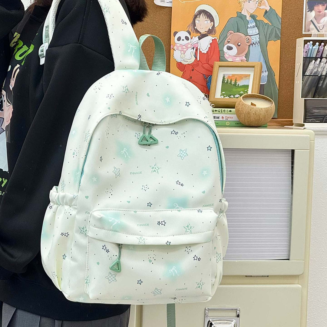 Star-Patterned Lightweight Backpack Bowlift