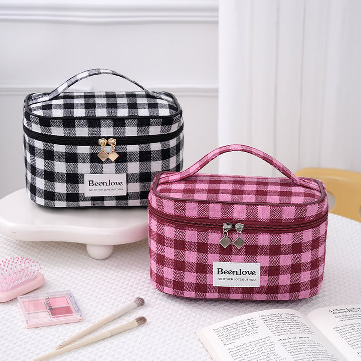 Stylish Cosmetic Storage Case Bowlift
