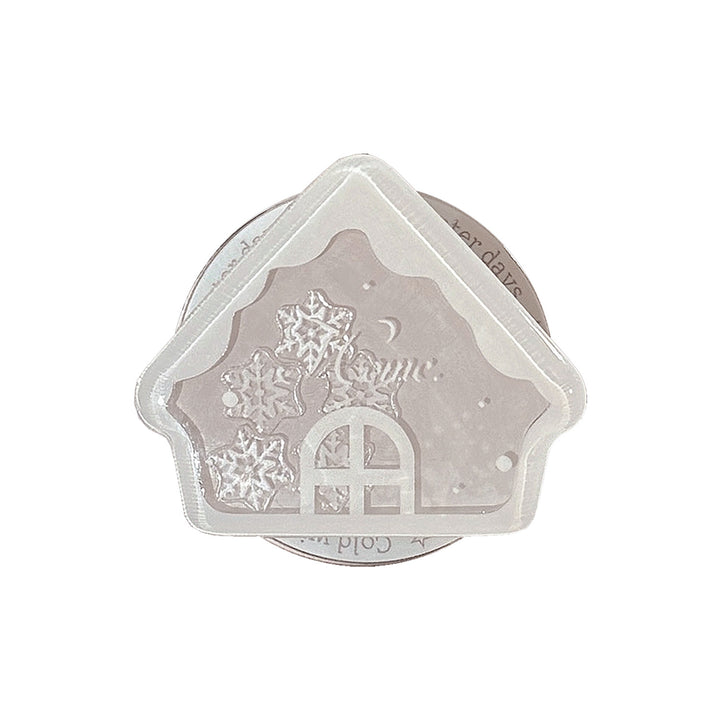 Fragrant candle in Winter House design Bowlift