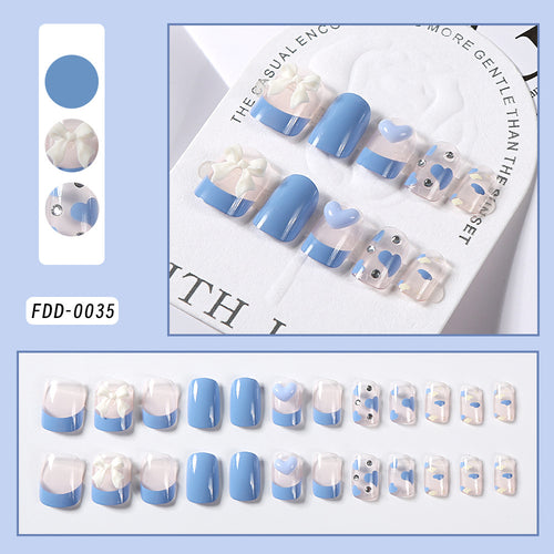 Decorative Nail Art Press-On Set Bowlift