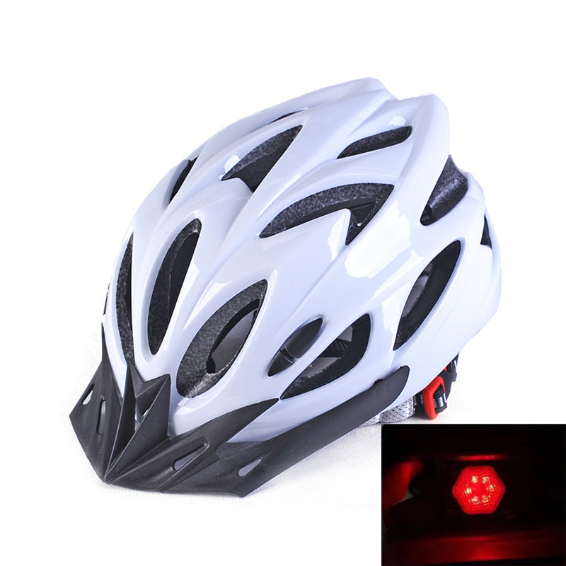 Mountain bike helmet with integrated safety light and dynamic ventilation Bowlift