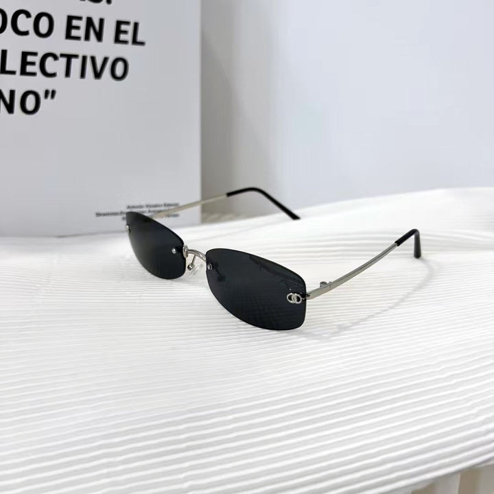 Elegant Premium Sunglasses with Sleek Metal Frame Bowlift