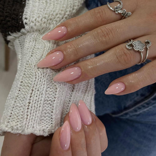 Artificial nail set in elegant stiletto shape Bowlift