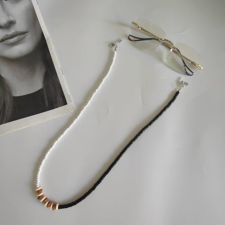 Glasses holder chain made of high-quality pearls Bowlift