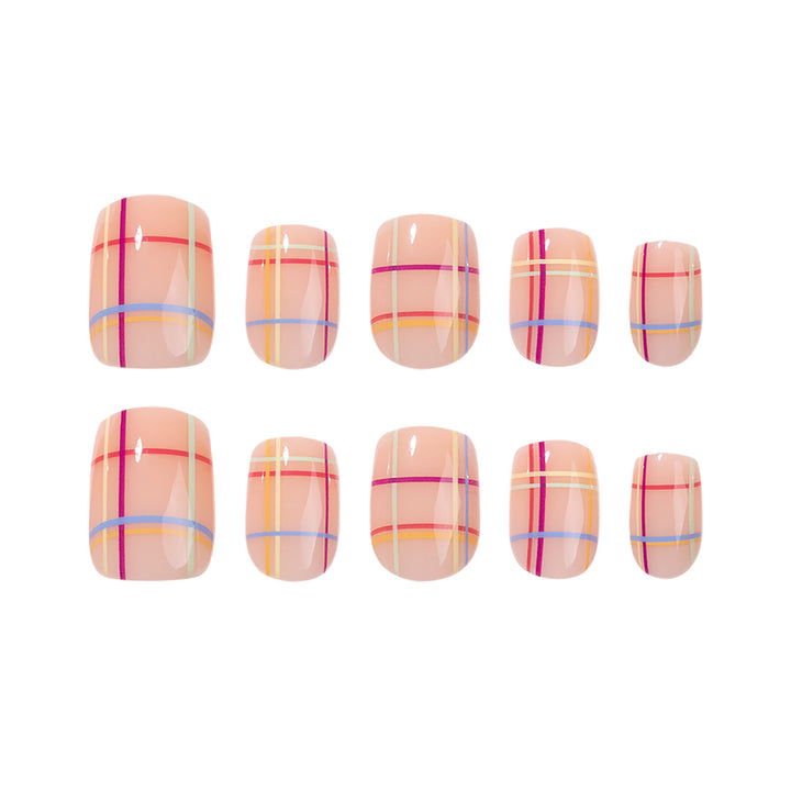Artistic Nail Art with Modern Check Pattern Bowlift