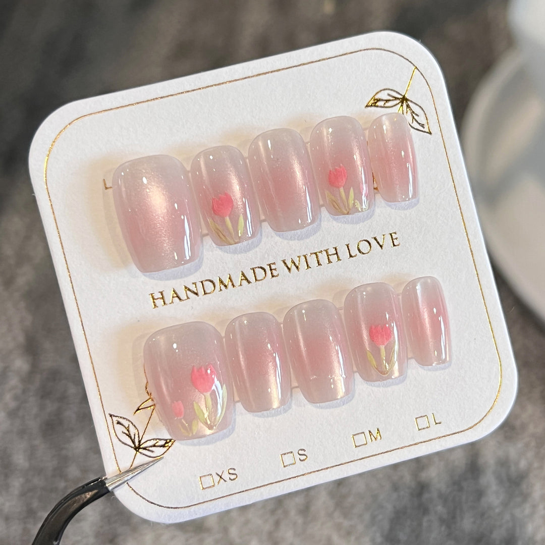 Artificial nail art with floral decorations Bowlift