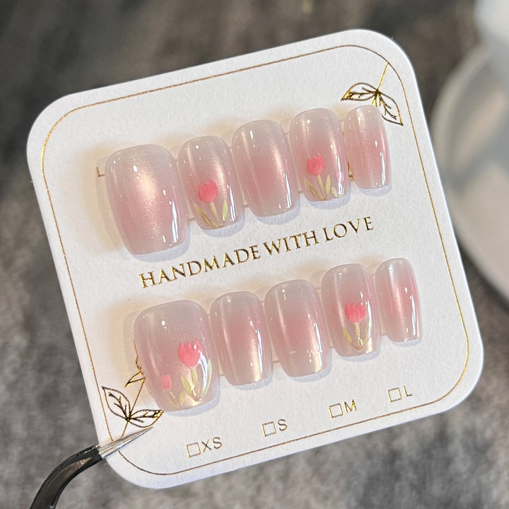 Artificial nail art with floral decorations Bowlift