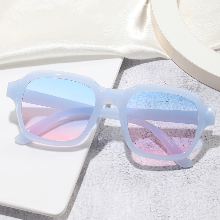 Women's square sunglasses with stylish frame Bowlift