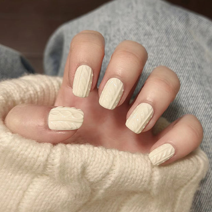 Artful Nail Art with Cable Pattern Bowlift