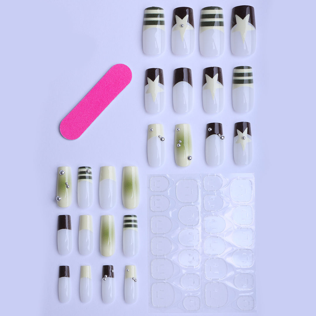 Artificial nails with unique geometric design Bowlift