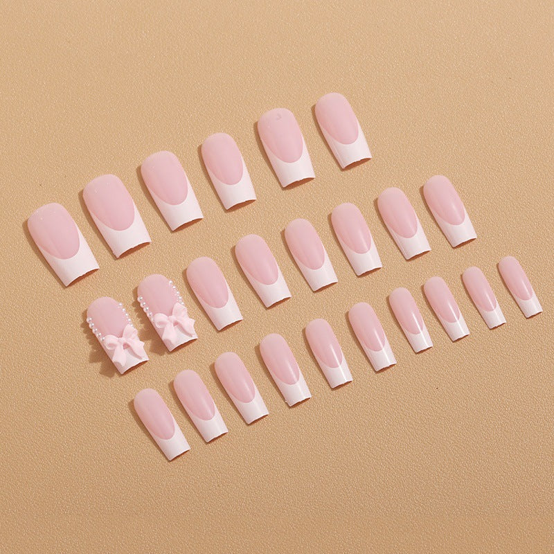 Artificial nails with butterfly accents Bowlift