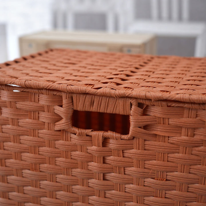 Storage box made of sturdy braided material Bowlift