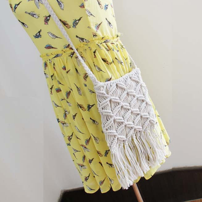 Hand-knotted macrame bag with fringes Bowlift
