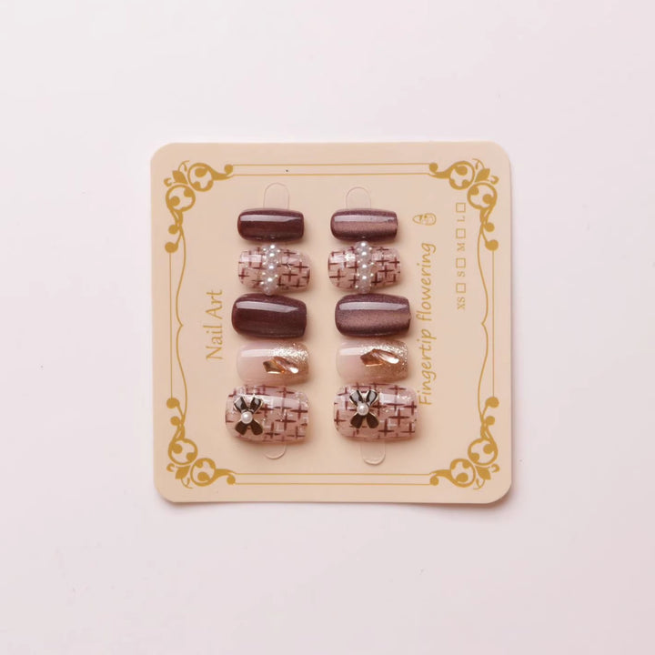 Decorative Floral Press-On Nail Art Bowlift