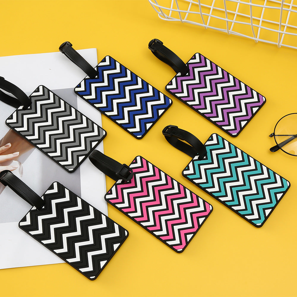 Unisex Chevron Patterned Luggage Tag Bowlift