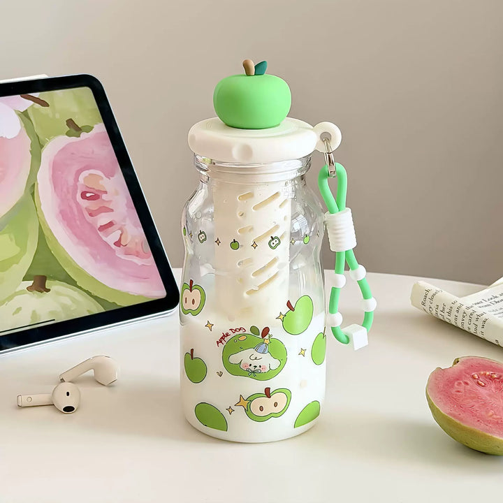 Ladies trendy and practical water bottle with fruit lid Bowlift