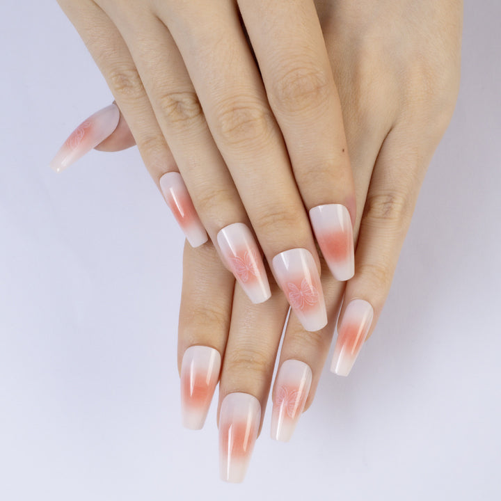 Artificial nails with elegant butterfly design Bowlift