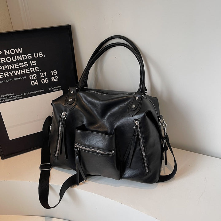 Luxurious everyday handbag Bowlift