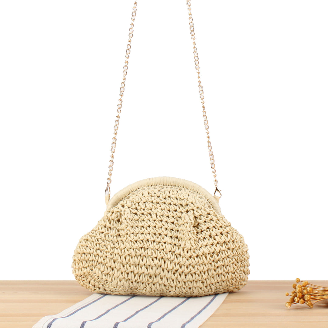 Shoulder bag made from handcrafted natural fibers with elegant chain decoration Bowlift