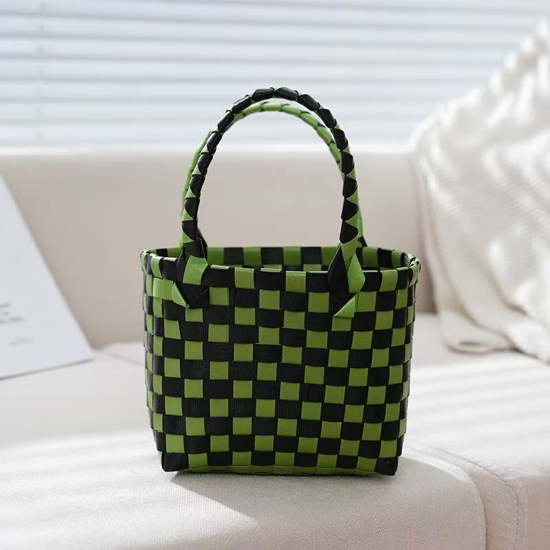 Handmade bag made of weather-resistant material Bowlift