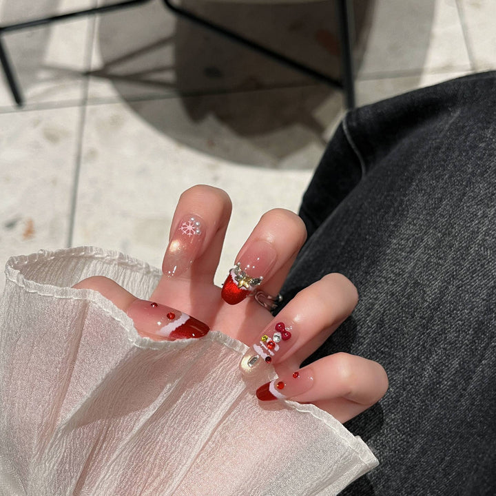 Festive Holiday-Themed Press-On Nail Art Bowlift