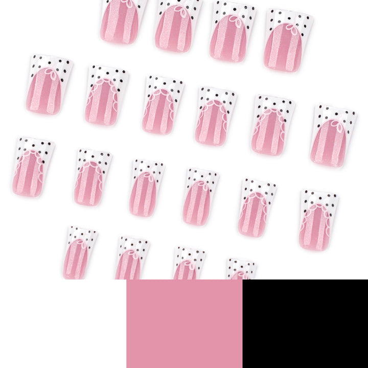 Artificial nail extensions with elegant lace design Bowlift