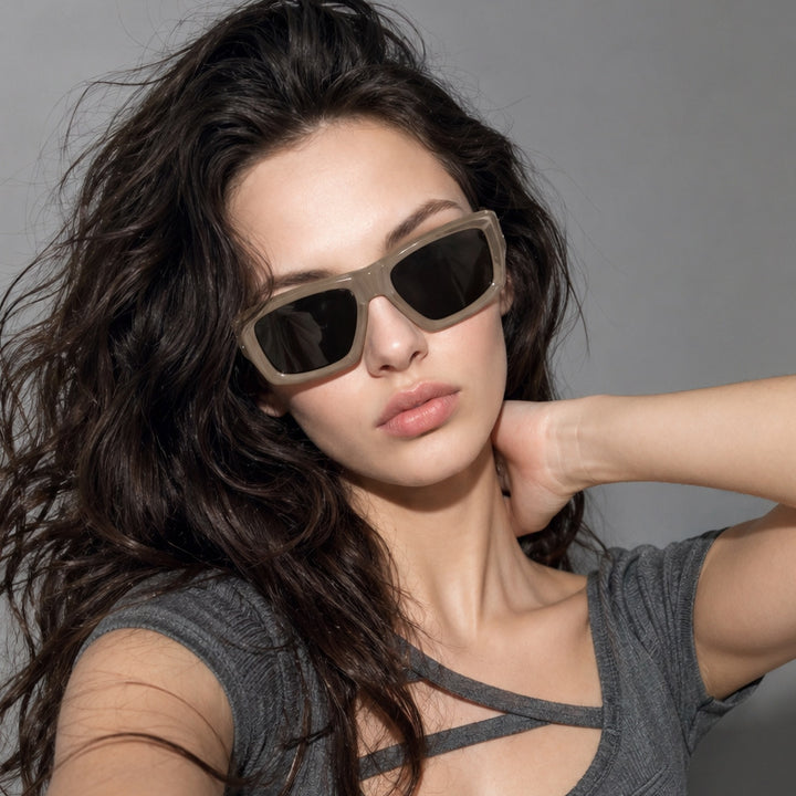 Women's oversized geometric sunglasses with modern frame Bowlift