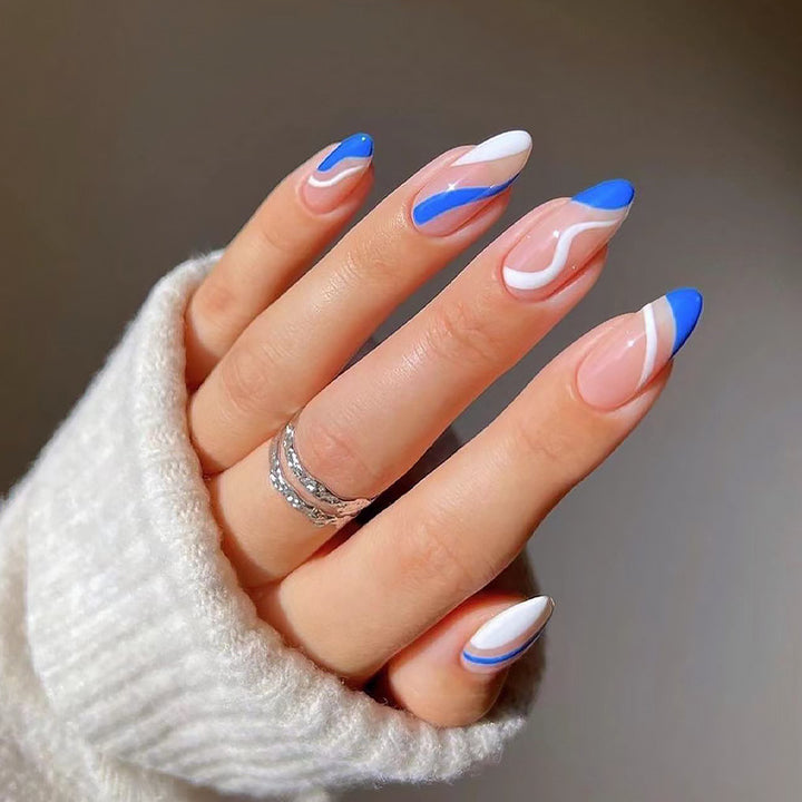 Creative artificial nails in modern design Bowlift