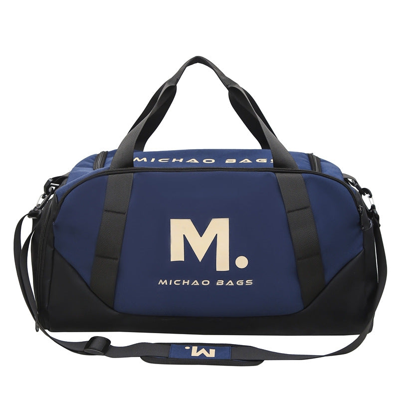 Sporty travel bag with reinforced material Bowlift