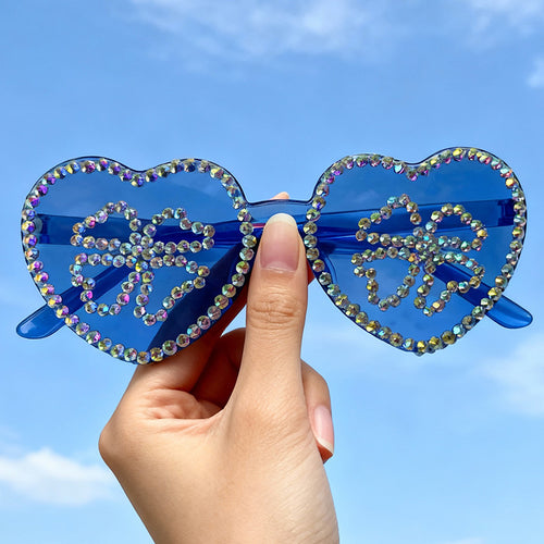 Glamorous Heart-Shaped Rhinestone Sunglasses Bowlift