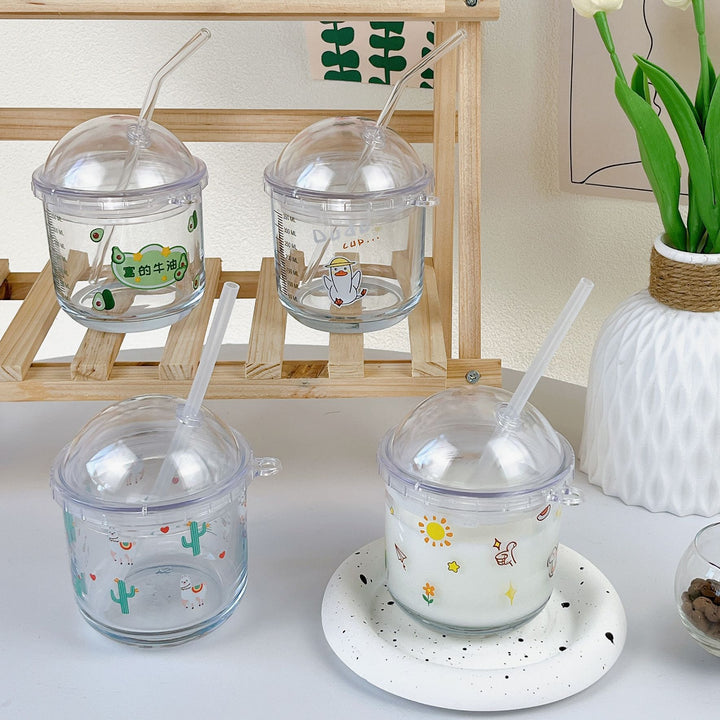 Unisex drinking cup with decorative animal design Bowlift
