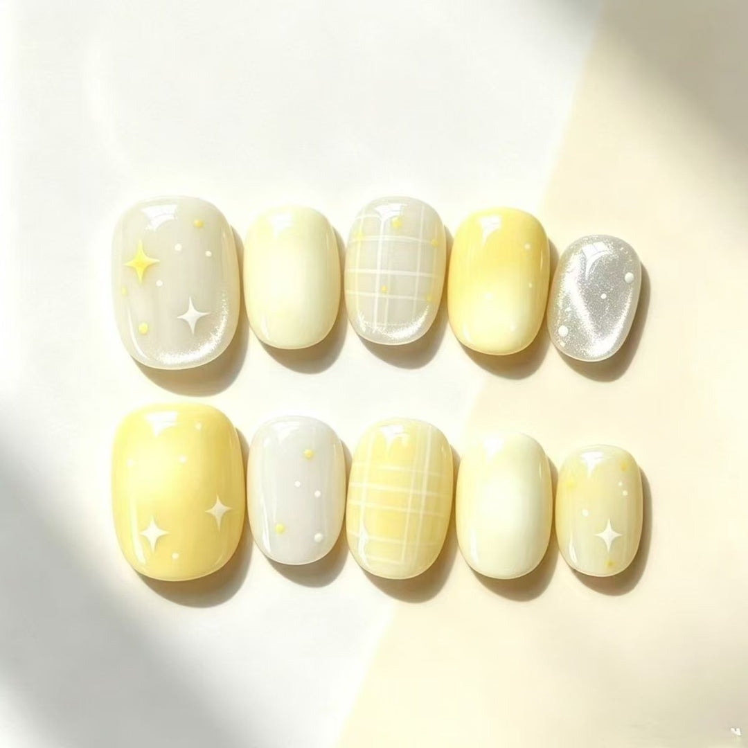 Elegant Press-On Nail Art Set with Star Design Bowlift