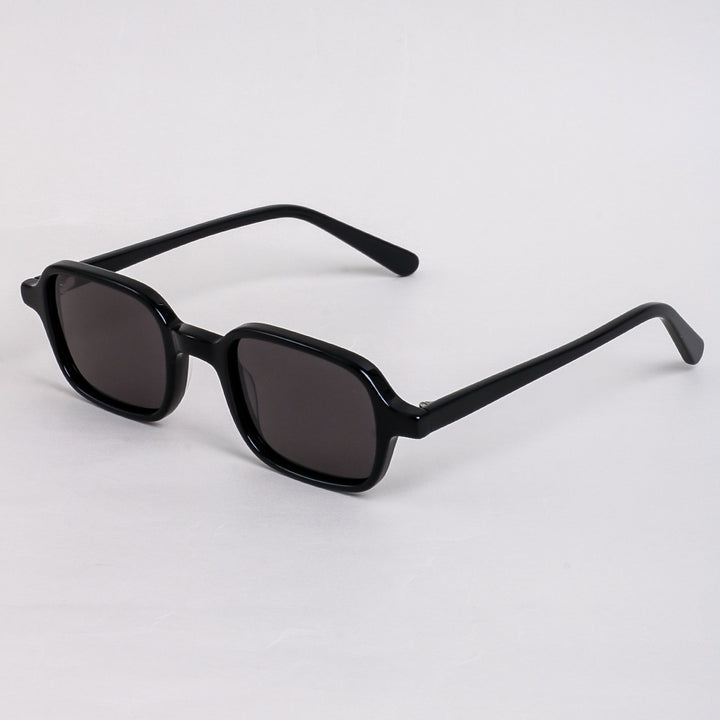 Women's fashionable sunglasses in a unique, contemporary design Bowlift