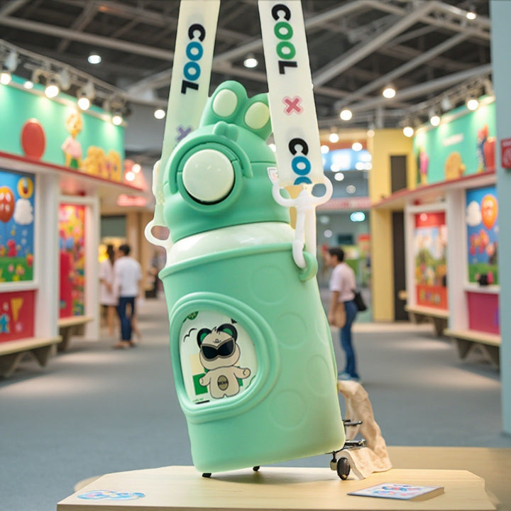 Insulated drinking bottle with playful animal design Bowlift