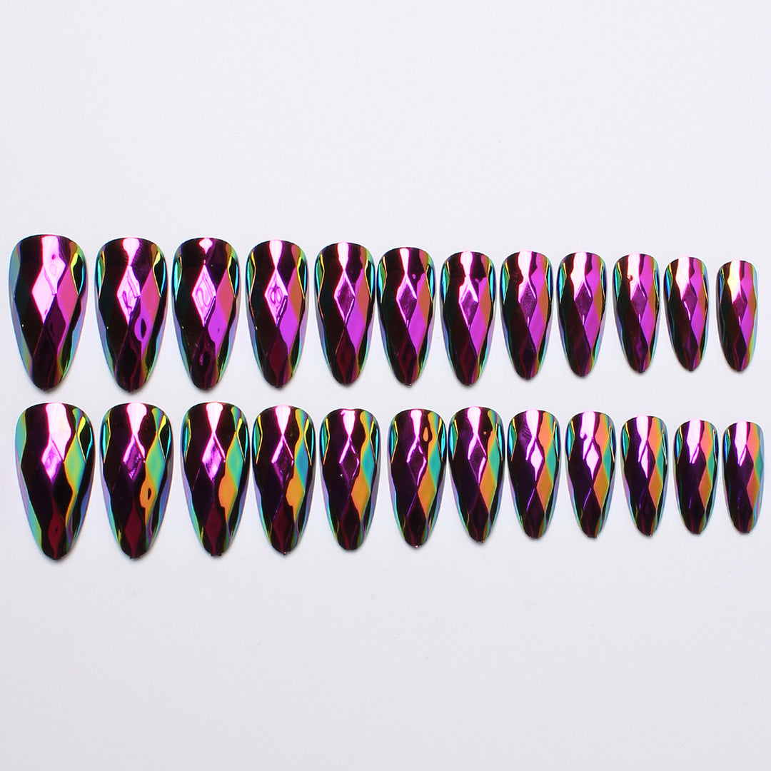 Diamond-Shaped Press-On Nail Set Bowlift