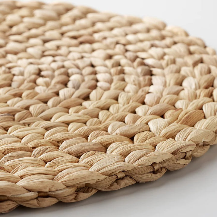Stylish table mat made of handcrafted natural material Bowlift