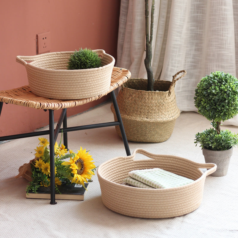 Handcrafted storage basket with handles Bowlift