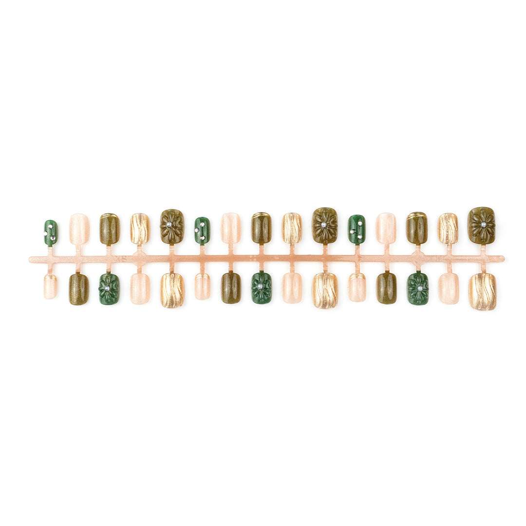 Artificial nail set with elegant flower design and luxurious glitter accents Bowlift