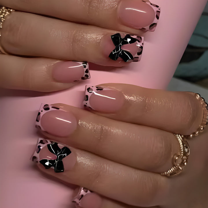 Elegant Animal Print Nail Art Set Bowlift