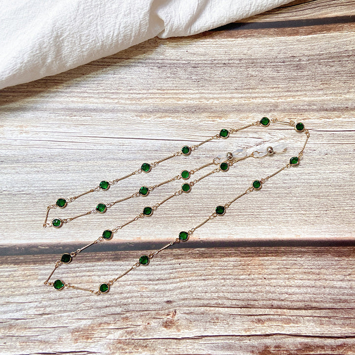 Elegant jewelry holder chain with onyx beads Bowlift