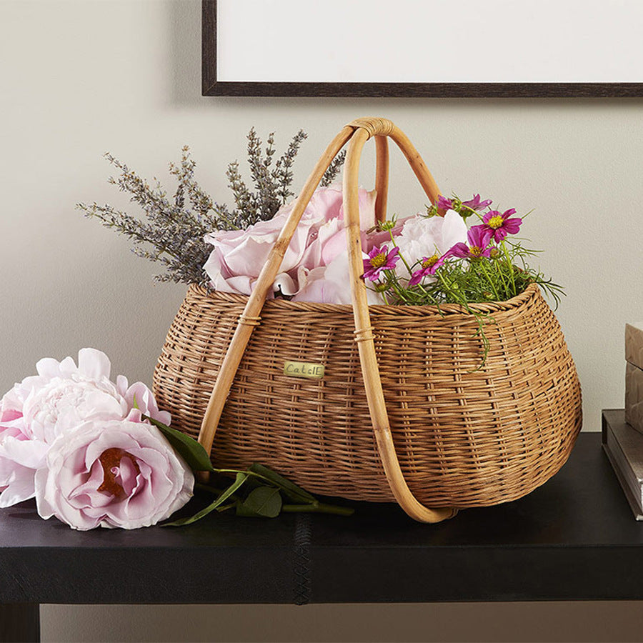 Handmade basket with ergonomic handle Bowlift