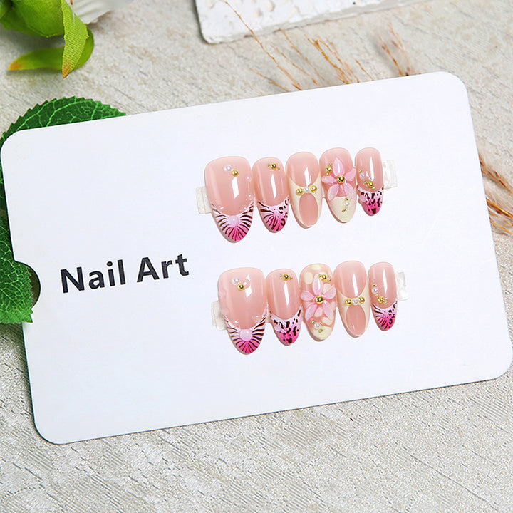 Artful artificial nails with delicate flower patterns Bowlift