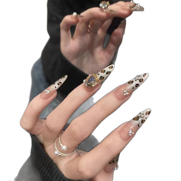 Elaborate Artistic Press-On Nail Set Bowlift