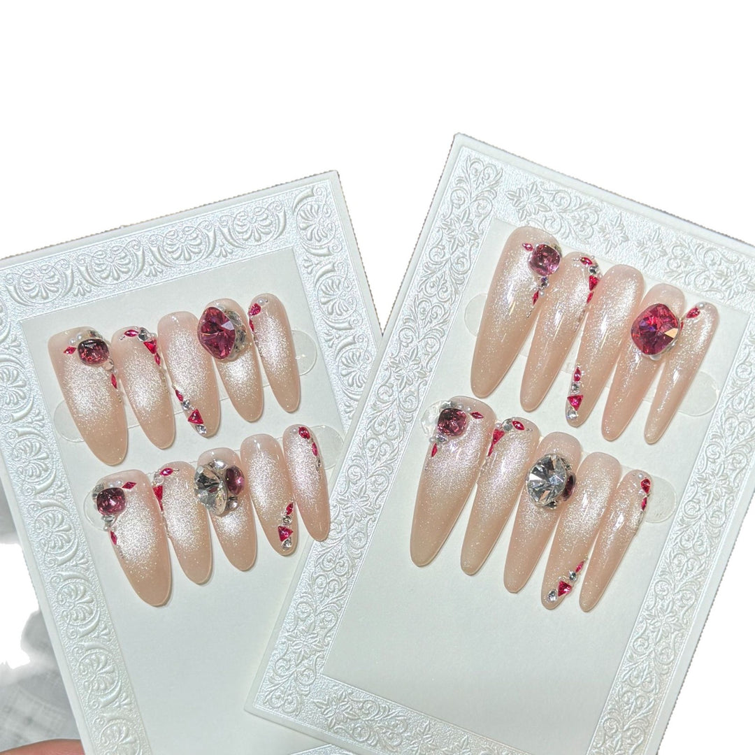 Glamorous Stiletto Nail Art Set Bowlift