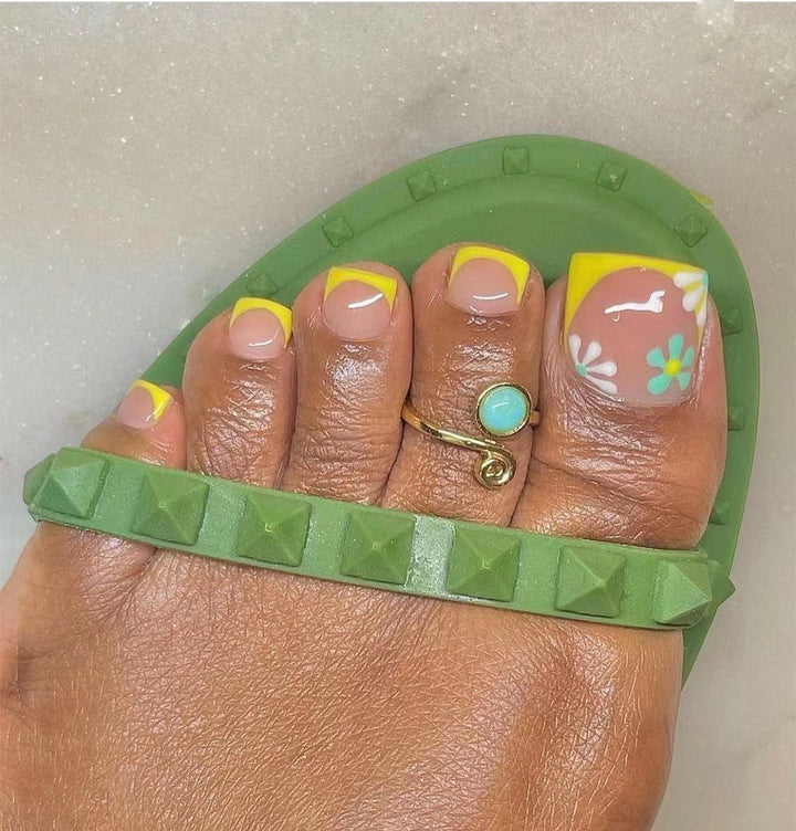 Artistic Toenail Design with Divine Butterfly Design Bowlift
