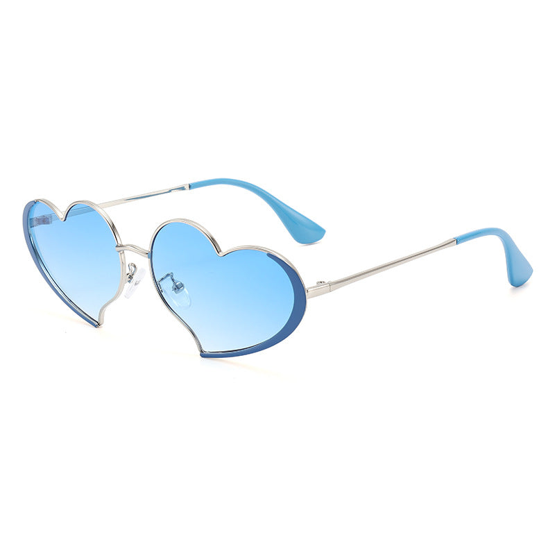 Ladies heart-shaped sunglasses with glamorous frame Bowlift