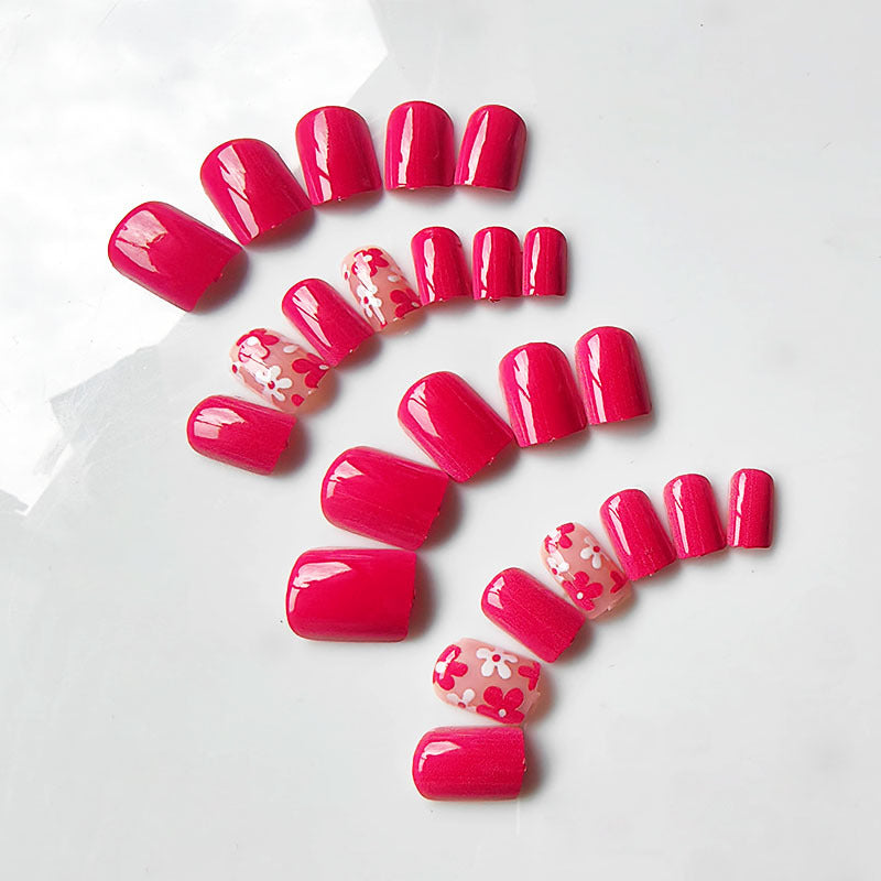 Artificial nails in playful flower pattern Bowlift